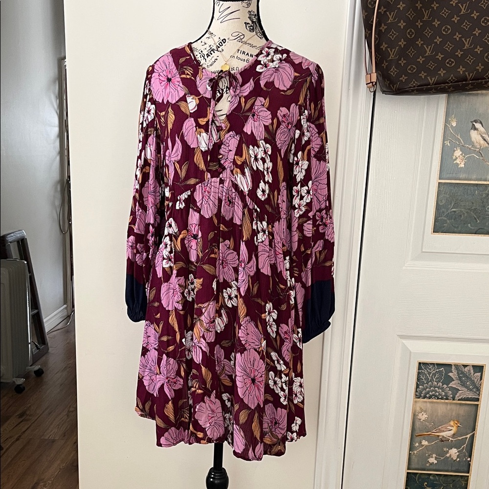 Chic Floral Long Sleeve Dress in Burgundy and Pink